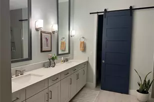 2217 5th St E, Palmetto, FL 34221 - Photo 13