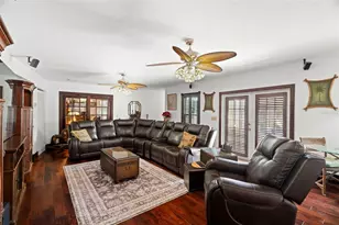 806 Narcissus Ave, Clearwater Beach, FL 33767 - Photo 13