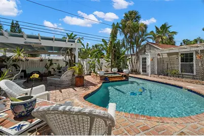 806 Narcissus Avenue, Clearwater Beach, FL 33767 - Photo 59