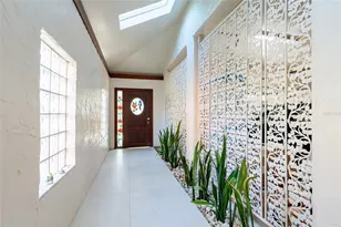 3302 W Caracas St, Tampa, FL 33614 - Photo 3