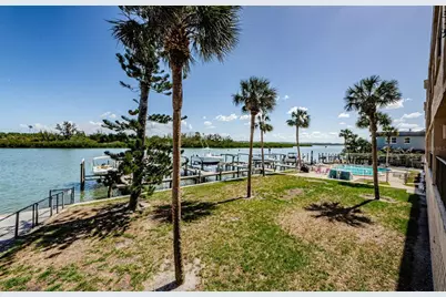 18201 Gulf Boulevard #201, Redington Shores, FL 33708 - Photo 21