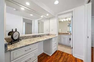 7600 Bayshore Dr, Treasure Island, FL 33706 - Photo 35