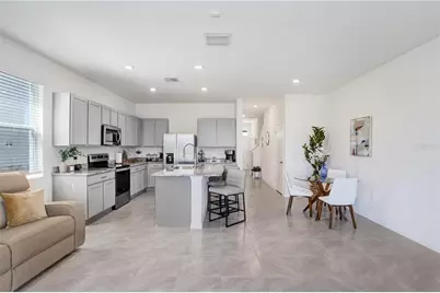 32978 Tulip Petal Lane, Wesley Chapel, FL 33545 - Photo 11