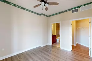 2305 Edgewater Dr, Orlando, FL 32804 - Photo 15