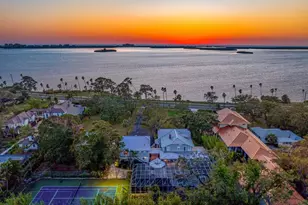 147 & 139 Edgewater Dr, Dunedin, FL 34698 - Photo 1