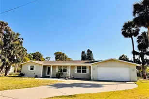 754 Seminole Blvd, Tarpon Springs, FL 34689 - Photo 1