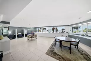 880 Mandalay Ave, Clearwater Beach, FL 33767 - Photo 29