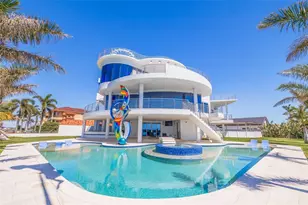 12650 7th St E, Treasure Island, FL 33706 - Photo 5