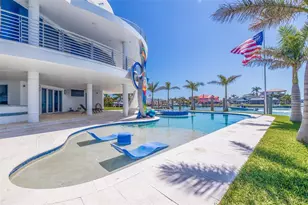 12650 7th St E, Treasure Island, FL 33706 - Photo 57