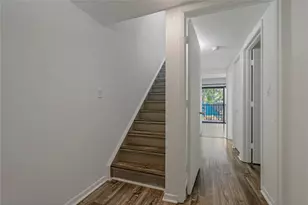 105 4th Ave NE, Saint Petersburg, FL 33701 - Photo 5