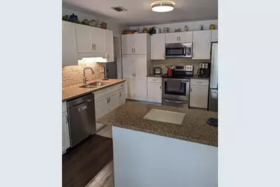 8004 25th Avenue W, Bradenton, FL 34209 - Photo 17