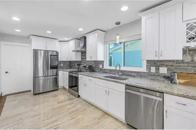 533 Lillian Drive, Madeira Beach, FL 33708 - Photo 13