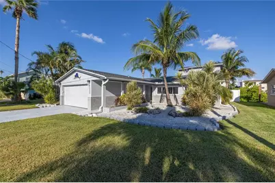533 Lillian Drive, Madeira Beach, FL 33708 - Photo 1
