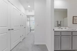 33105 Major Oak Dr, Wesley Chapel, FL 33545 - Photo 19