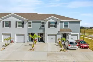 33105 Major Oak Dr, Wesley Chapel, FL 33545 - Photo 3