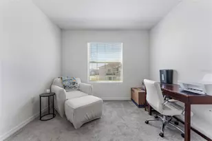 33105 Major Oak Dr, Wesley Chapel, FL 33545 - Photo 25