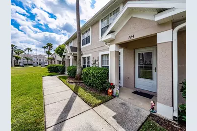 724 Kensington Lake Circle, Brandon, FL 33511 - Photo 7