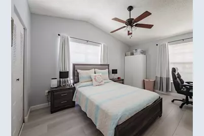 724 Kensington Lake Circle, Brandon, FL 33511 - Photo 21
