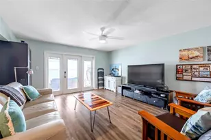 4768 Coquina Key Dr SE, Saint Petersburg, FL 33705 - Photo 13