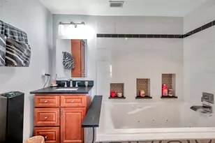 4768 Coquina Key Dr SE, Saint Petersburg, FL 33705 - Photo 23