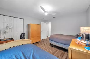 4768 Coquina Key Dr SE, Saint Petersburg, FL 33705 - Photo 25