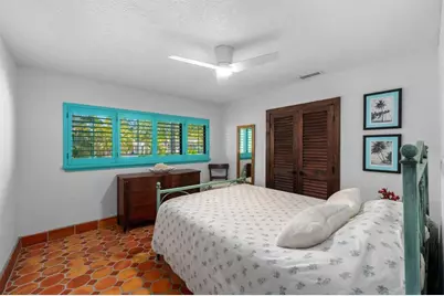 6213 12th Avenue S, Gulfport, FL 33707 - Photo 15