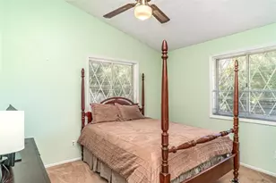 1305 Greenfield Cir, Venice, FL 34292 - Photo 29