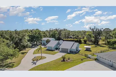 1305 Greenfield Circle, Venice, FL 34292 - Photo 37