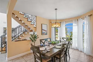 1661 Seabreeze Dr, Tarpon Springs, FL 34689 - Photo 13