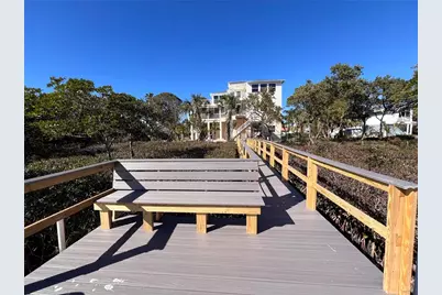 1661 Sea Breeze Drive, Tarpon Springs, FL 34689 - Photo 69