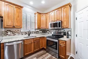 539 Treviso Dr, Apollo Beach, FL 33572 - Photo 7