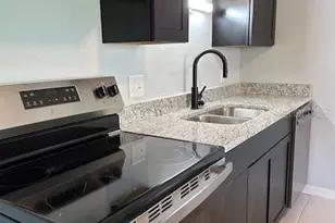 10200 Gandy Blvd N, Saint Petersburg, FL 33702 - Photo 5