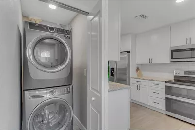 5591 15th Avenue N, Saint Petersburg, FL 33710 - Photo 37