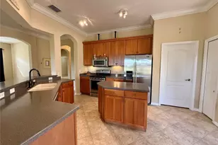 446 Noble Faire Dr, Sun City Center, FL 33573 - Photo 3