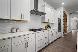 15329 Renaissance Ave, Odessa, FL 33556 - Photo 7