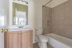 6343 Osprey Lake Cir, Riverview, FL 33578 - Photo 15