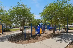 1390 S Hillcrest Ave, Clearwater, FL 33756 - Photo 43