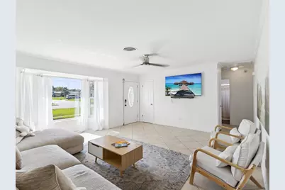 1390 S Hillcrest Avenue, Clearwater, FL 33756 - Photo 7