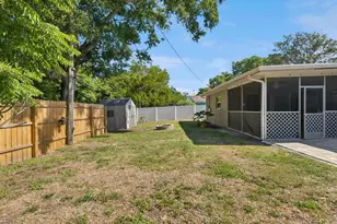 1390 S Hillcrest Ave, Clearwater, FL 33756 - Photo 27