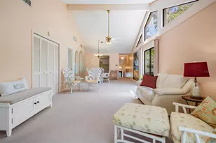 11450 Harbor Way, Largo, FL 33774 - Photo 9