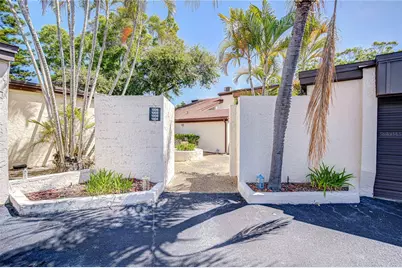 1881 N Hercules Avenue #1303, Clearwater, FL 33765 - Photo 3