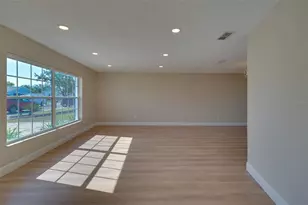 6528 Santiago Ct, Apollo Beach, FL 33572 - Photo 5