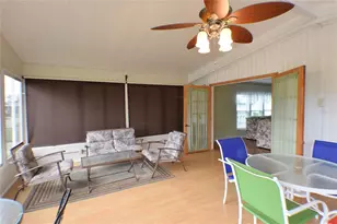 10055 Collingwood Ave, Dade City, FL 33525 - Photo 23
