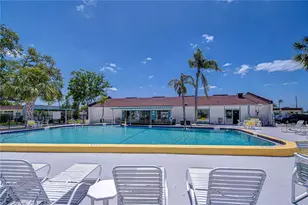 13870 Oakwood Ln, Seminole, FL 33776 - Photo 29