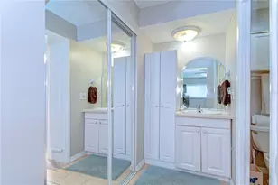 13870 Oakwood Ln, Seminole, FL 33776 - Photo 17