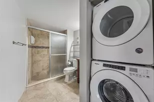 7520 Sunshine Skyway Ln S, Saint Petersburg, FL 33711 - Photo 21