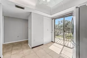 7520 Sunshine Skyway Ln S, Saint Petersburg, FL 33711 - Photo 9