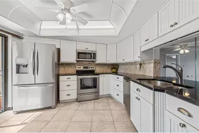 7520 Sunshine Skyway Lane S #110, Saint Petersburg, FL 33711 - Photo 7