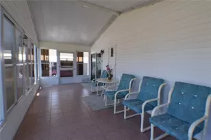 10105 Wellington Ave, Dade City, FL 33525 - Photo 23