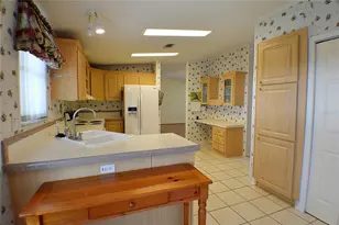 10105 Wellington Ave, Dade City, FL 33525 - Photo 21